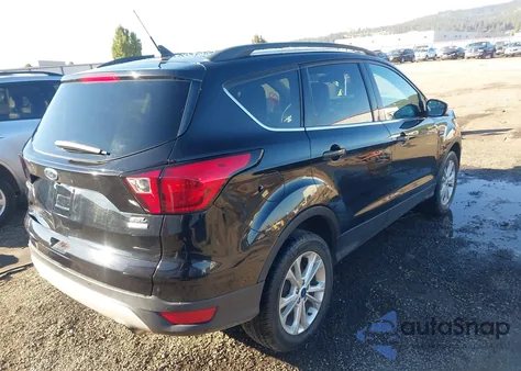 2019 Ford Escape Sel z USA, uszkodzony, nr VIN 1FMCU9HD2KUA77795